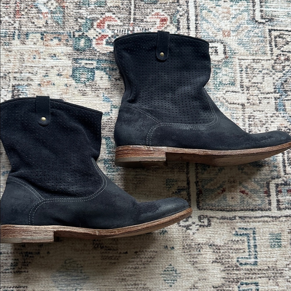 N.D.C. | Suede Ankle Boots
